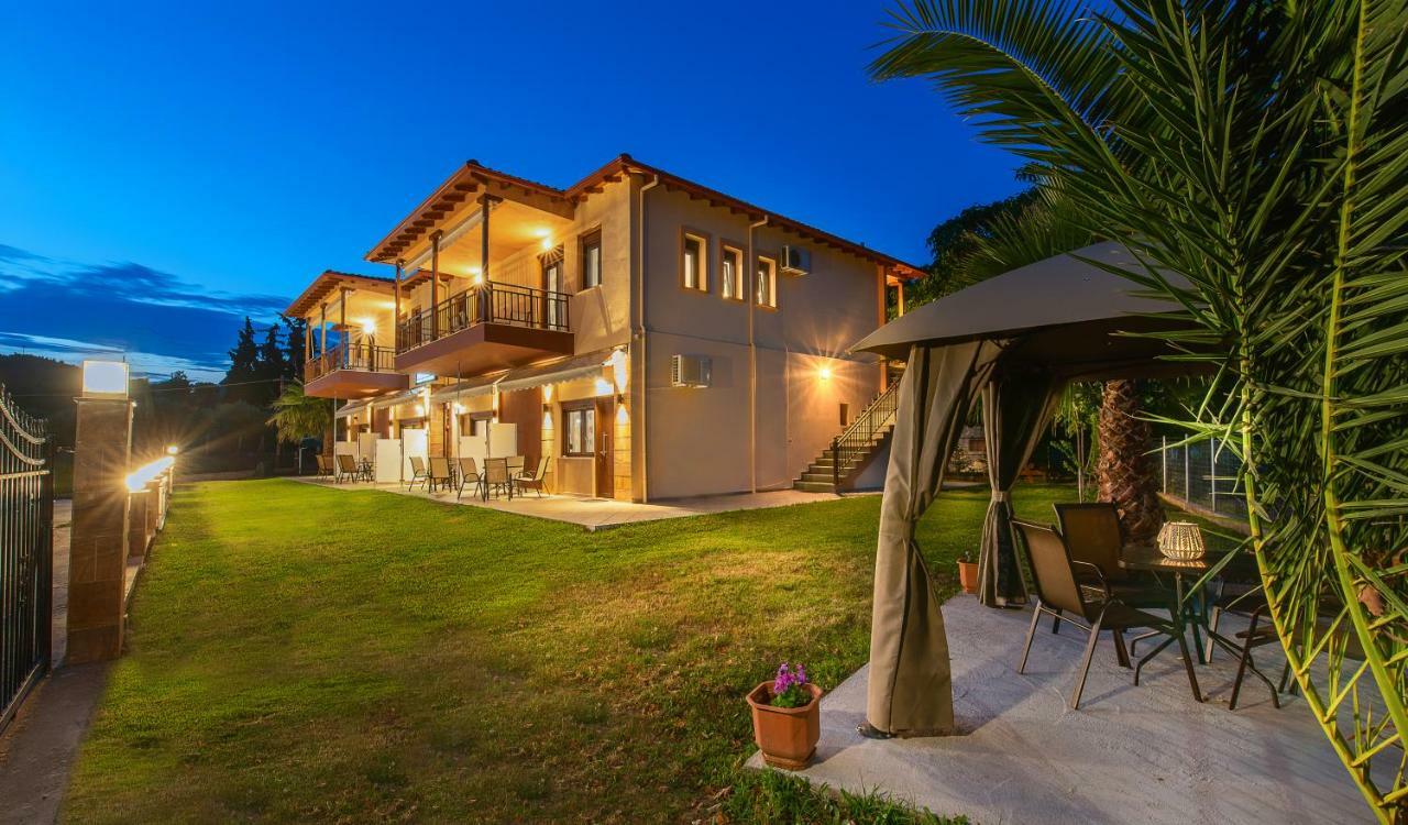 Luxury Apartments Marianna Neos Marmaras Exterior foto