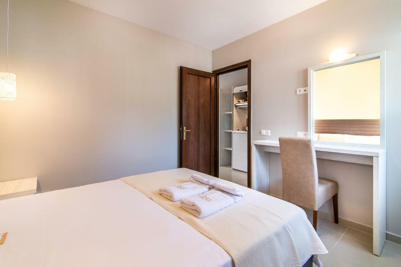 Luxury Apartments Marianna Neos Marmaras Exterior foto